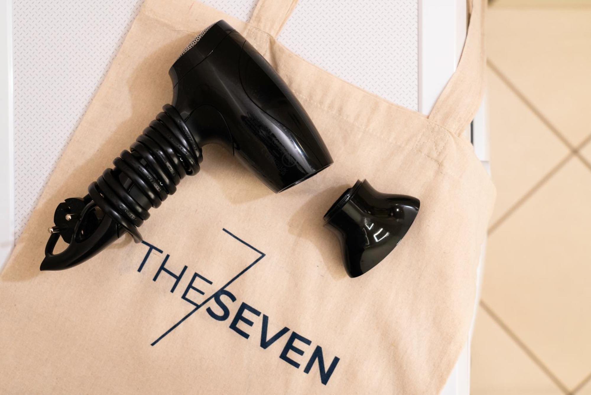 The Seven Residence Genoa Luaran gambar